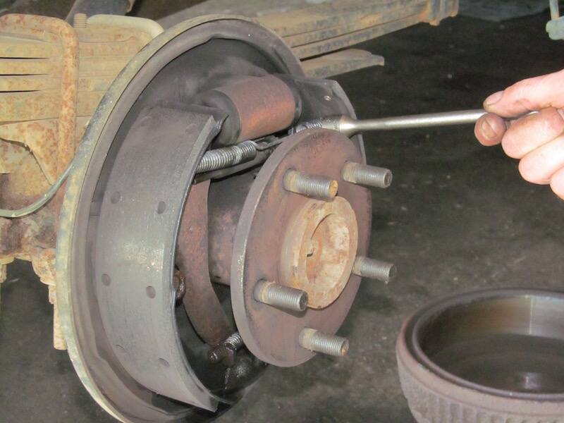 How to Replace Brake Shoes Advance Auto Parts